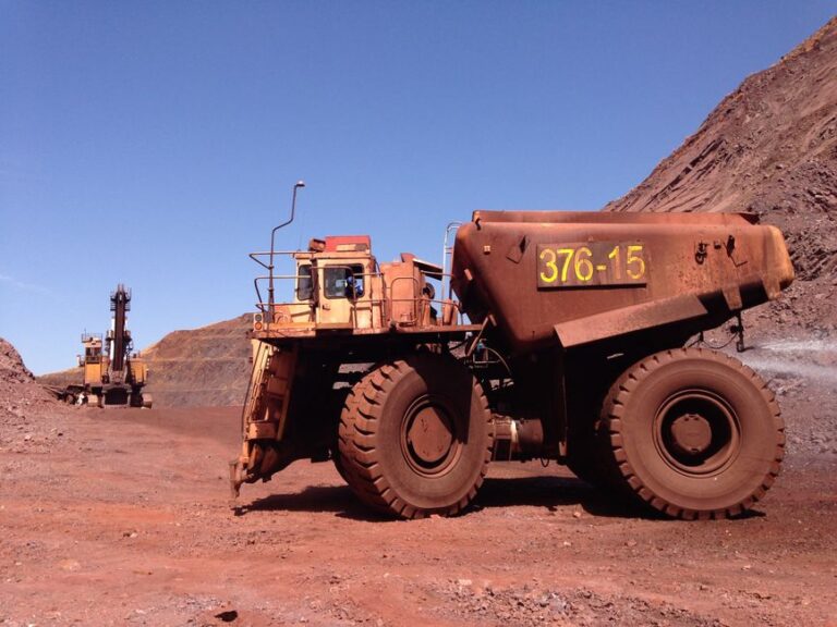 mining equipment supplier
