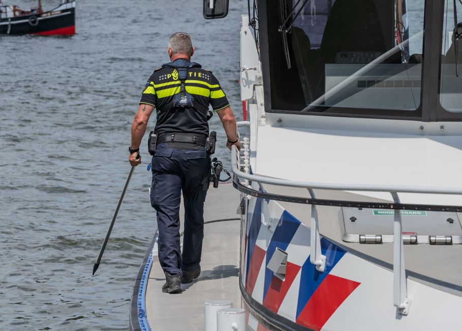 boat detailing service